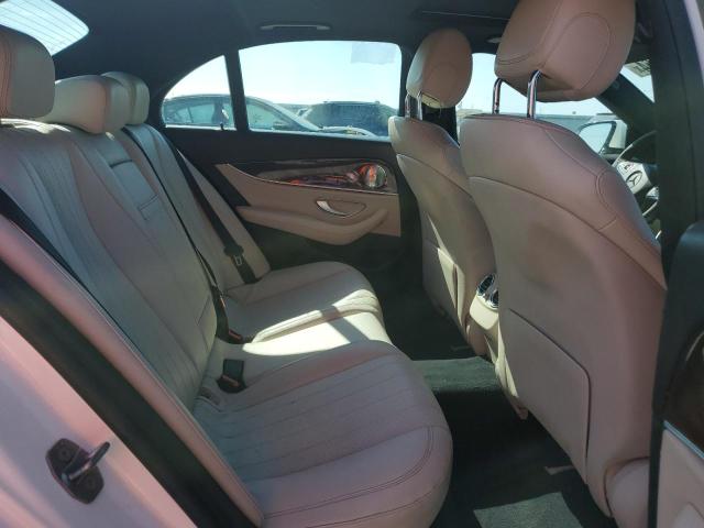 Photo 10 from auction – 2017 MERCEDES-BENZ E 300 with VIN WDDZF4JB2HA130788