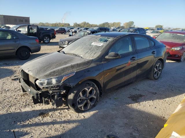 KIA FORTE FE 2021 with VIN 3KPF24AD2ME266405 - Photo from auction