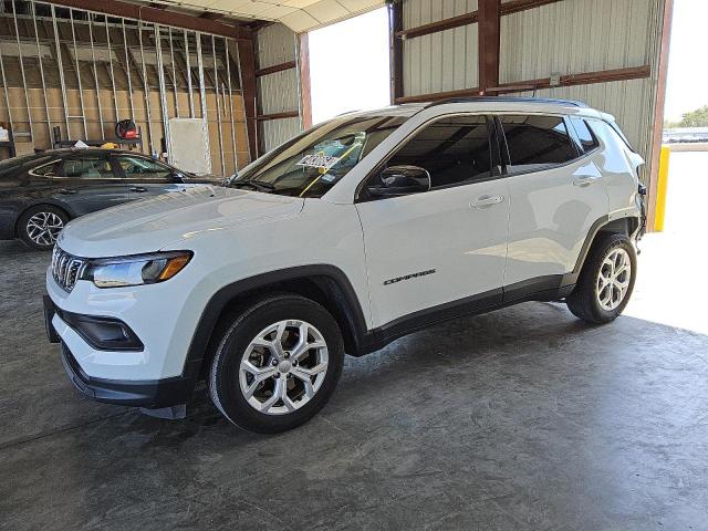 JEEP COMPASS LA 2024 with VIN 3C4NJDBN2RT117145 - Photo from auction