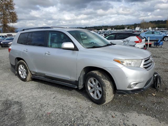 Foto 4 de la subasta – 2013 TOYOTA HIGHLANDER con VIN 5TDBK3EH1DS236338