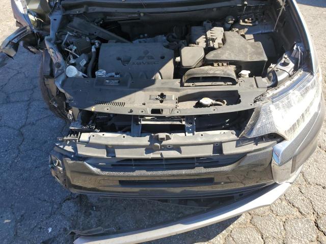 Photo 12 from auction – 2017 MITSUBISHI OUTLANDER with VIN JA4AD3A37HZ065156