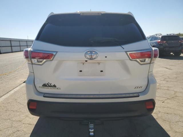 Photo 6 from auction – 2015 TOYOTA HIGHLANDER with VIN 5TDKKRFH8FS106514