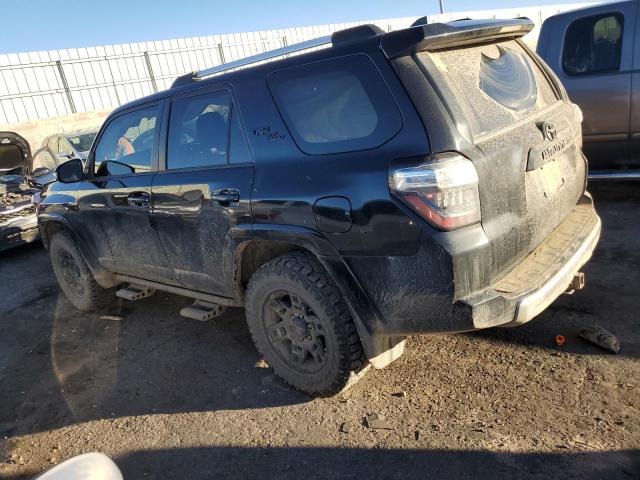 Photo 2 from auction – 2018 TOYOTA 4RUNNER SR with VIN JTEBU5JR4J5537316