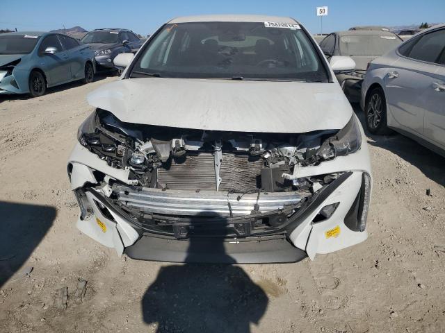 Photo 5 from auction – 2022 TOYOTA PRIUS PRIM with VIN JTDKAMFP2N3219372