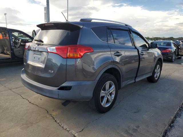 Photo 3 from auction – 2015 TOYOTA RAV4 XLE with VIN 2T3WFREV2FW132747