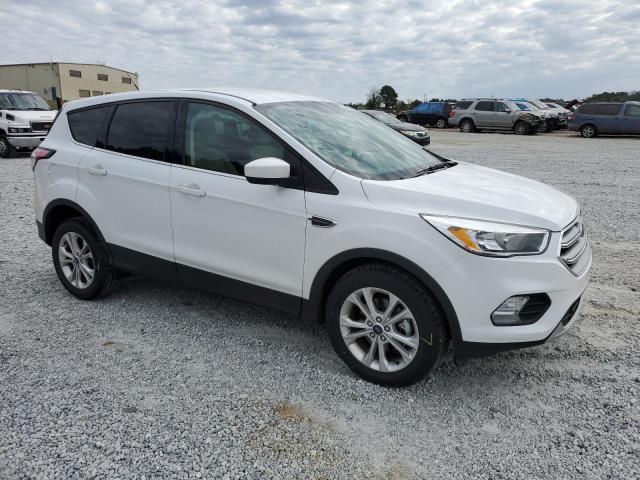 Photo 4 from auction – 2017 FORD ESCAPE SE with VIN 1FMCU0GD5HUD34440