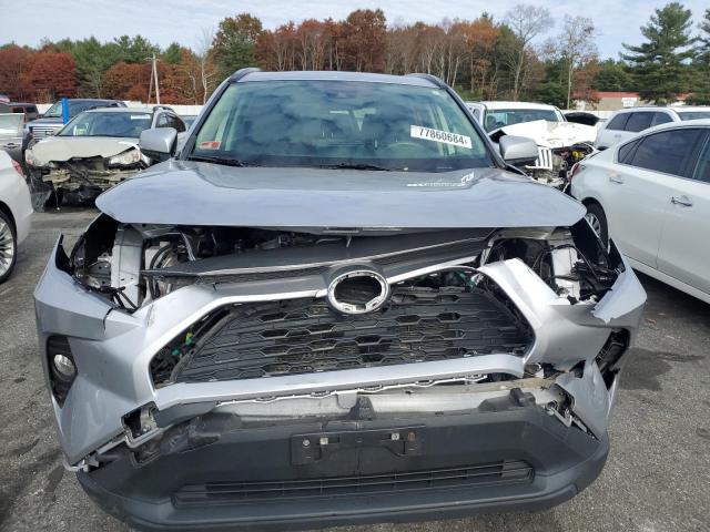 Photo 5 from auction – 2020 TOYOTA RAV4 XLE with VIN JTMP1RFV5LD052370