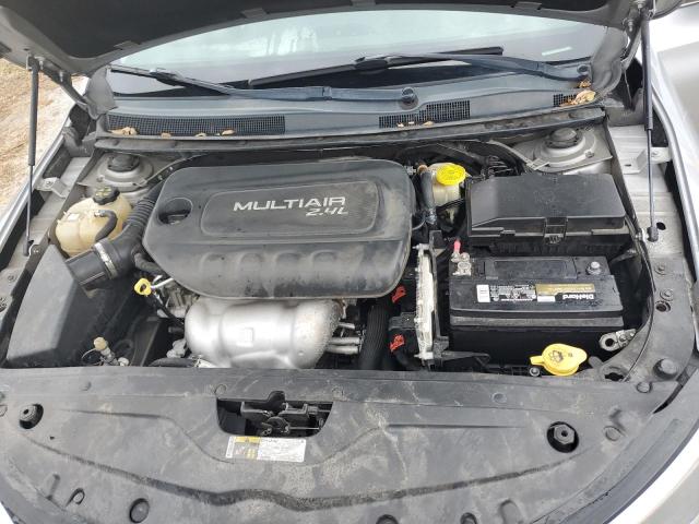 Photo 11 from auction – 2015 CHRYSLER 200 LIMITE with VIN 1C3CCCAB1FN503834