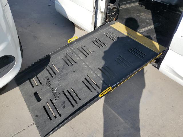 Photo 13 from auction – 2019 DODGE GRAND CARA with VIN 2C7WDGBG1KR699720