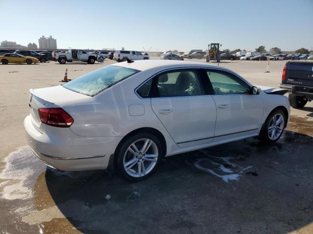 Photo 3 from auction – 2015 VOLKSWAGEN PASSAT SEL with VIN 1VWCV7A39FC095694