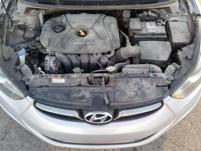 Photo 11 from auction – 2012 HYUNDAI ELANTRA GL with VIN 5NPDH4AE2CH097009