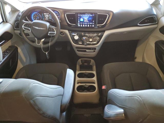 Photo 8 from auction – 2017 CHRYSLER PACIFICA T with VIN 2C4RC1DG7HR835851