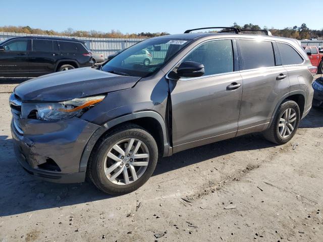 TOYOTA HIGHLANDER 2015 with VIN 5TDZARFH4FS012079 - Photo from auction