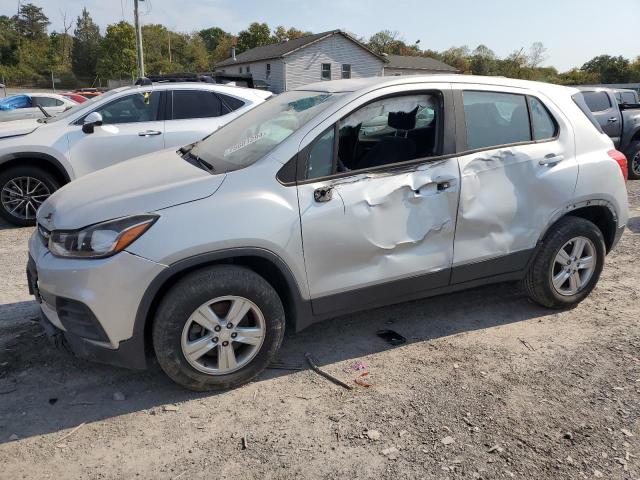 CHEVROLET TRAX LS 2017 with VIN 3GNCJNSB0HL212358 - Photo from auction