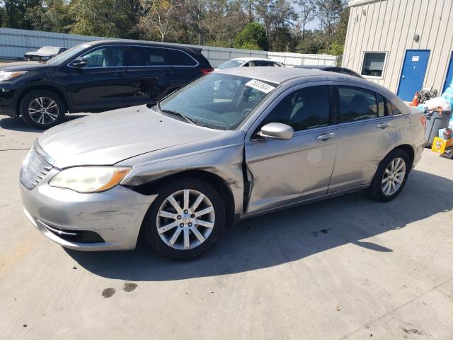 CHRYSLER 200 LX 2013 with VIN 1C3CCBABXDN734092 - Photo from auction