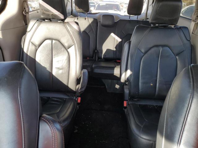 Снимка 10 от търг – 2017 CHRYSLER PACIFICA T с VIN 2C4RC1BG9HR642281