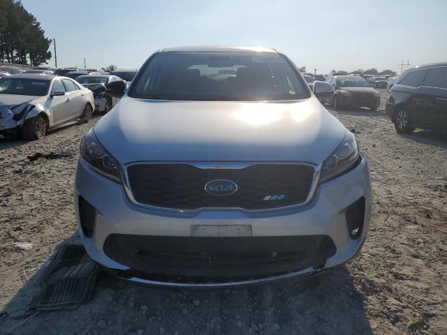 Photo 5 from auction – 2019 KIA SORENTO L with VIN 5XYPG4A37KG560315
