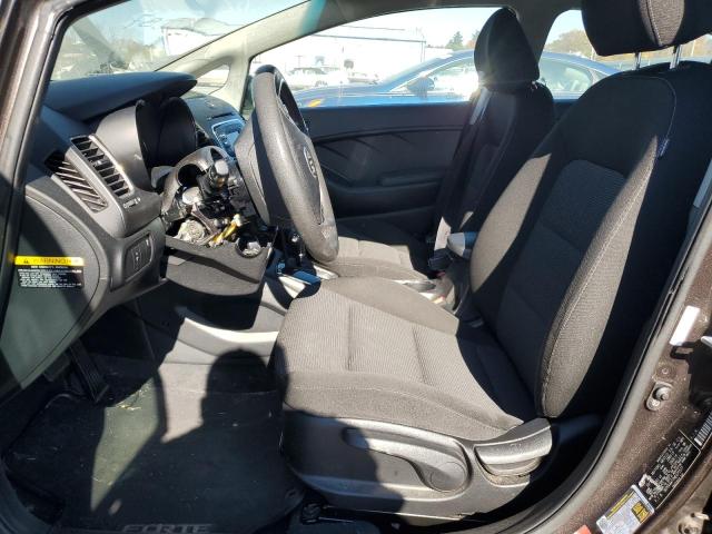 Photo 7 from auction – 2017 KIA FORTE LX with VIN 3KPFK4A77HE075577