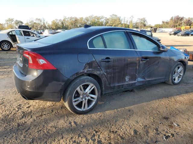 Photo 3 from auction – 2015 VOLVO S60 PLATIN with VIN YV140MFM7F2338778