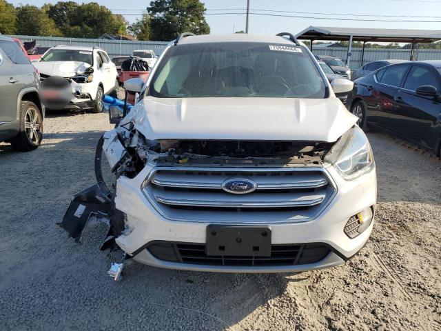 Photo 5 from auction – 2019 FORD ESCAPE SEL with VIN 1FMCU9HD1KUB02072
