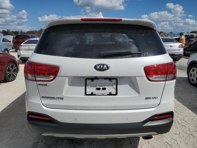 Photo 6 from auction – 2017 KIA SORENTO EX with VIN 5XYPH4A56HG318154