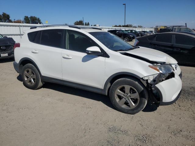 Photo 4 from auction – 2015 TOYOTA RAV4 XLE with VIN JTMRFREV0FJ035400