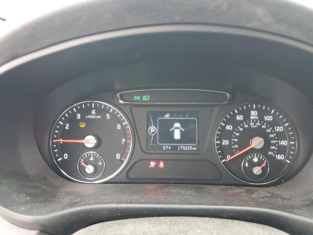 Photo 9 from auction – 2016 KIA SORENTO EX with VIN 5XYPH4A13GG022438