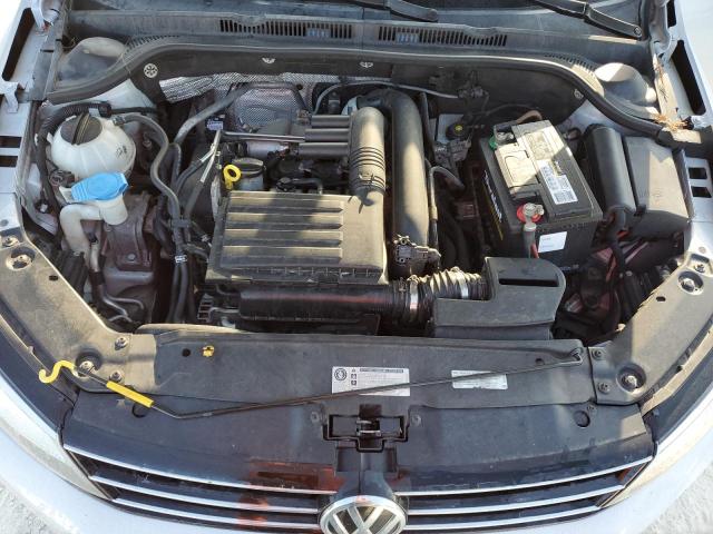 Photo 11 from auction – 2017 VOLKSWAGEN JETTA S with VIN 3VW2B7AJ1HM327760