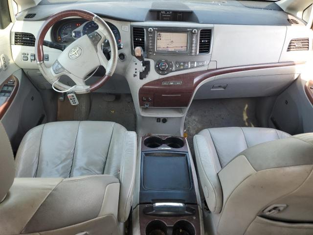 Photo 8 from auction – 2011 TOYOTA SIENNA XLE with VIN 5TDYK3DCXBS032733