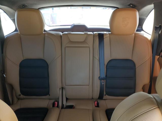 Photo 10 from auction – 2016 PORSCHE CAYENNE TU with VIN WP1AC2A23GLA86418
