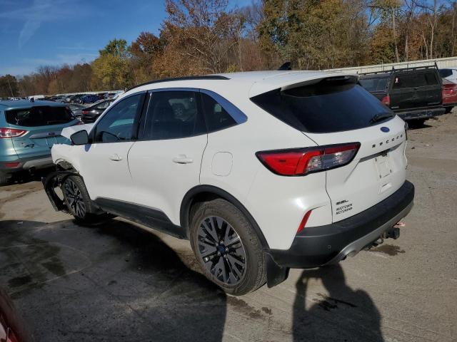 Photo 2 from auction – 2020 FORD ESCAPE SEL with VIN 1FMCU9H97LUA08081