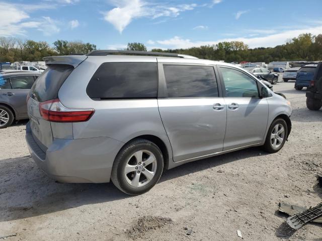 Photo 3 from auction – 2017 TOYOTA SIENNA LE with VIN 5TDKZ3DC8HS883553