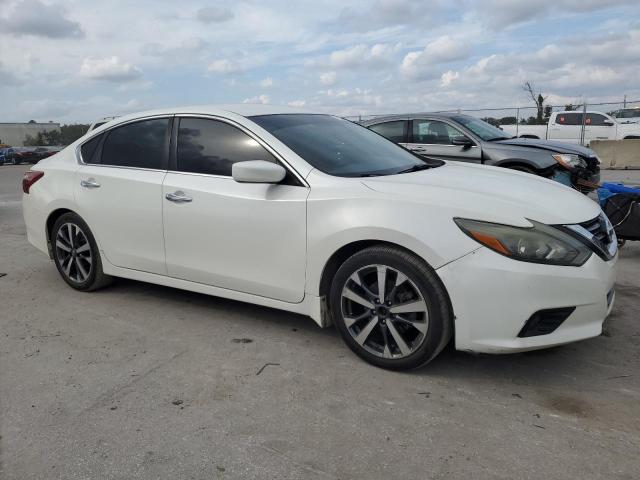 Photo 4 from auction – 2017 NISSAN ALTIMA 2.5 with VIN 1N4AL3AP2HC295448