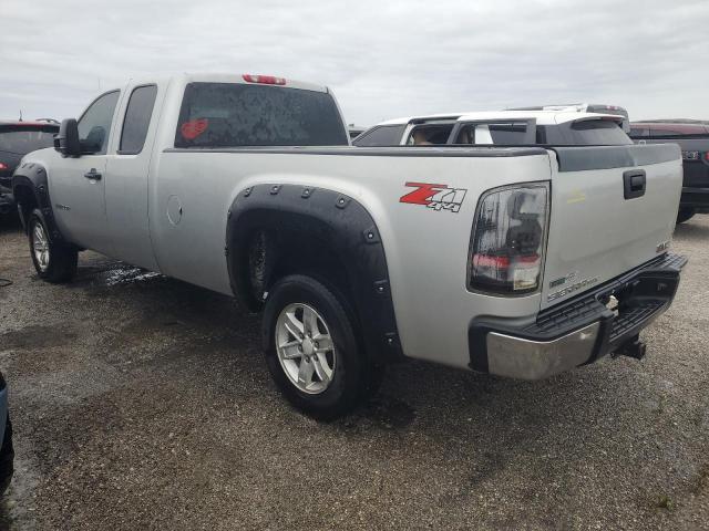 Zdjęcie 2 z aukcji – 2011 GMC SIERRA K15 z VIN 1GTR2VE07BZ293255