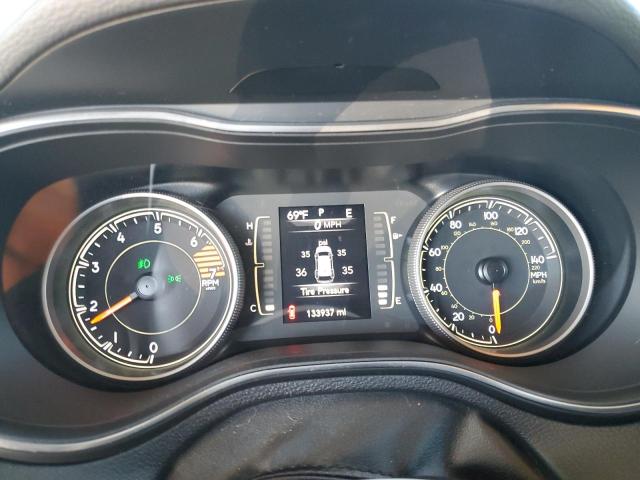 Photo 9 from auction – 2019 JEEP CHEROKEE L with VIN 1C4PJLLBXKD202382