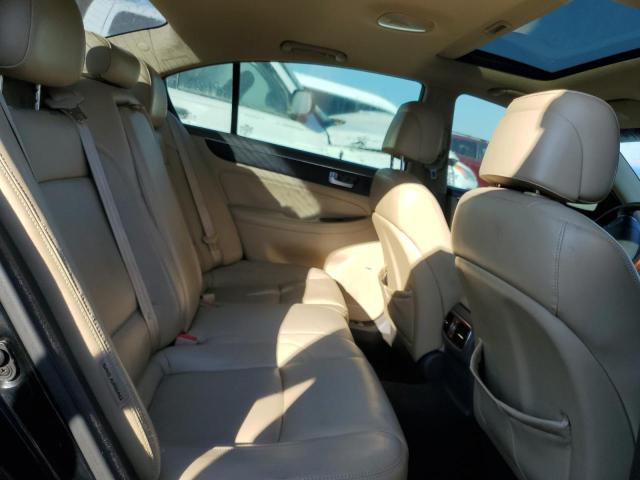 Photo 10 from auction – 2012 HYUNDAI GENESIS 4. with VIN KMHGC4DF9CU208219