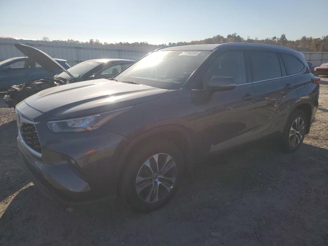 TOYOTA HIGHLANDER 2020 with VIN 5TDGZRBHXLS507839 - Photo from auction