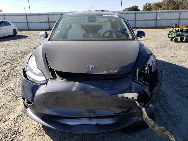 Photo 5 from auction – 2018 TESLA MODEL 3 with VIN 5YJ3E1EB7JF100422