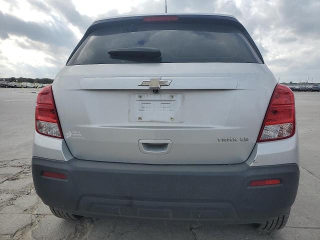 Photo 6 from auction – 2015 CHEVROLET TRAX LS with VIN KL7CJKSB3FB091778