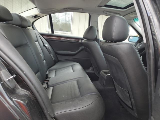 Photo 10 from auction – 2004 BMW 325 XI with VIN WBAEU33404PR14091