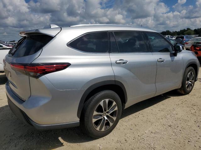 Photo 3 from auction – 2021 TOYOTA HIGHLANDER with VIN 5TDHZRAH8MS039228