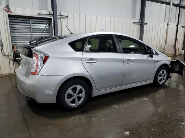 Photo 3 from auction – 2013 TOYOTA PRIUS with VIN JTDKN3DU2D5645055