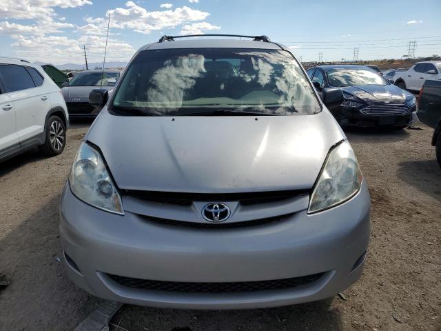 Photo 5 from auction – 2010 TOYOTA SIENNA CE with VIN 5TDKK4CC8AS319449