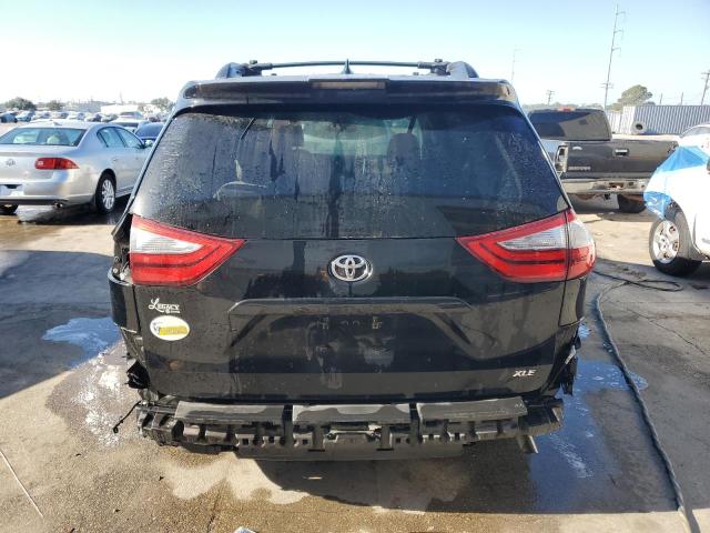 Photo 6 from auction – 2018 TOYOTA SIENNA XLE with VIN 5TDYZ3DC6JS918364