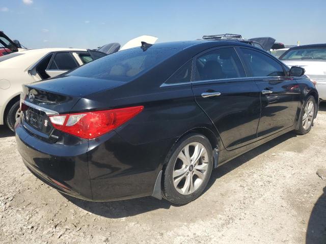 Photo 3 from auction – 2013 HYUNDAI SONATA SE with VIN 5NPEC4AC7DH689217