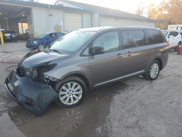 TOYOTA SIENNA XLE 2013 с VIN 5TDDK3DC8DS069684 - Снимка от търг