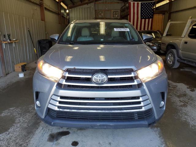 Photo 5 from auction – 2017 TOYOTA HIGHLANDER with VIN 5TDJZRFH0HS477368