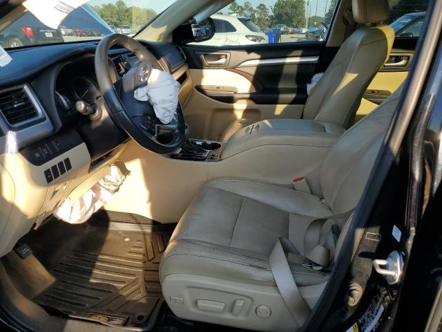 Photo 7 from auction – 2017 TOYOTA HIGHLANDER with VIN 5TDKZRFH8HS190008