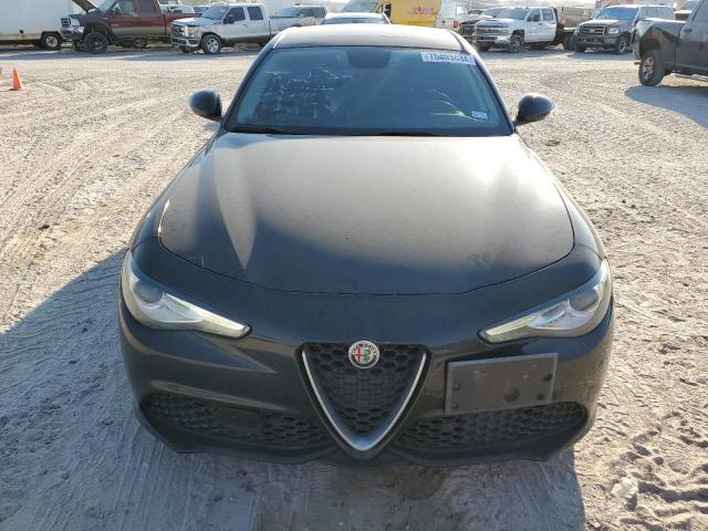 Photo 5 from auction – 2018 ALFA ROMEO GIULIA with VIN ZARFAEBN5J7567882