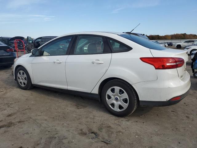 Photo 2 from auction – 2015 FORD FOCUS SE with VIN 1FADP3F20FL376427